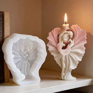 3D Relief Dancing Snake Wrapped Heart Silicone Candle Mold